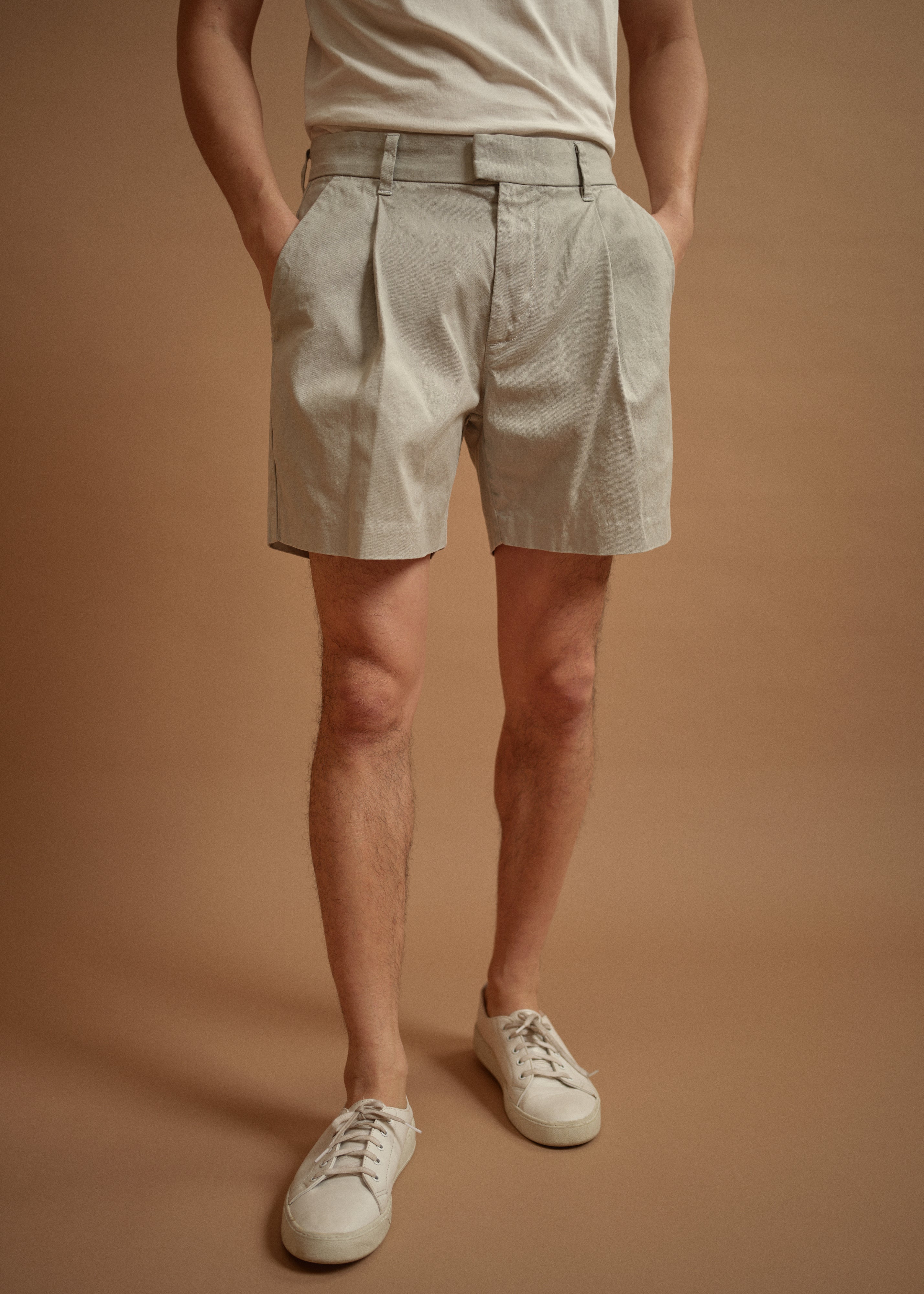 Cotton Hemp Twill Pleated Shorts