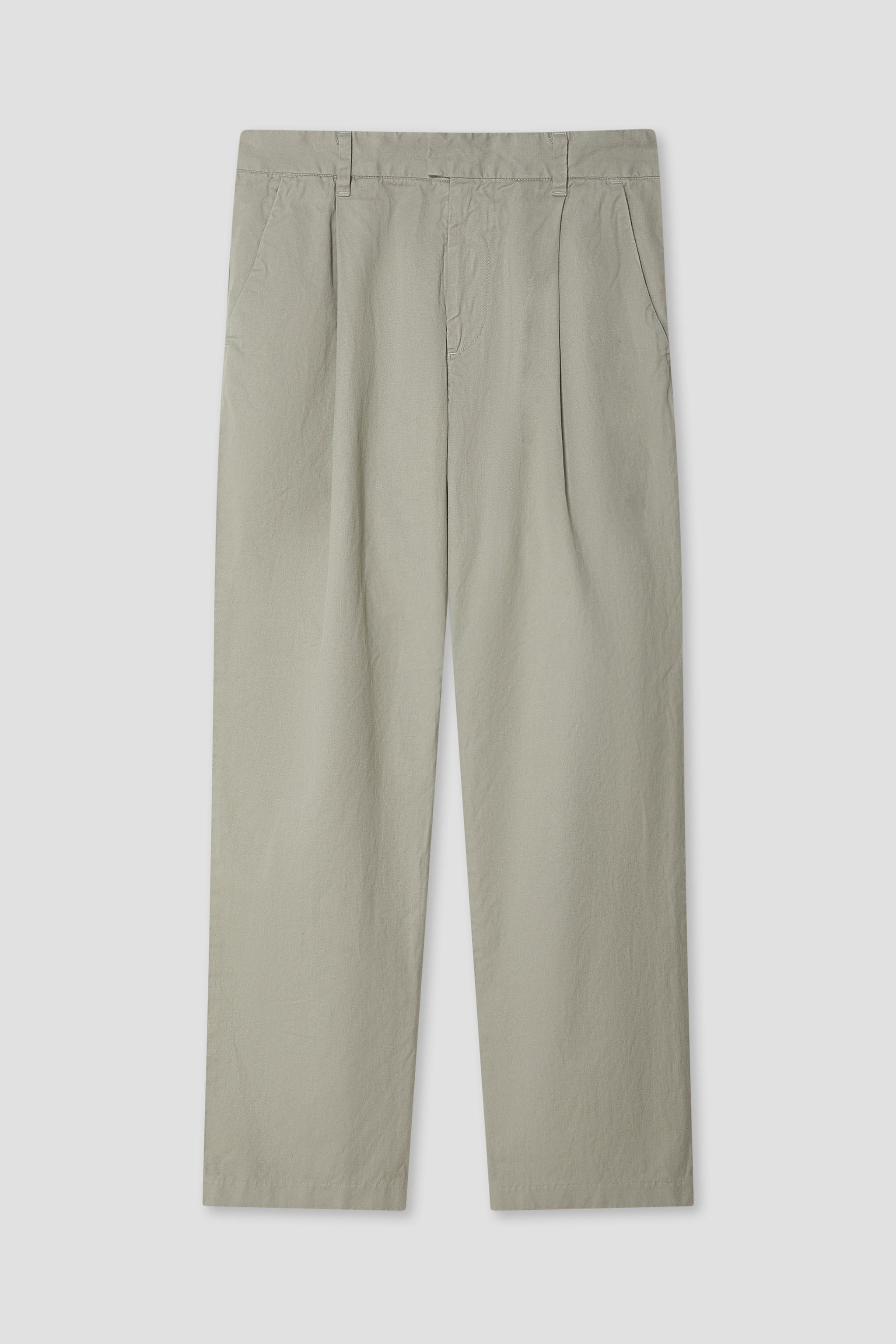 Pleated Chino